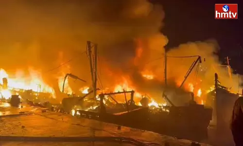 Massive Fire Accident Visakhapatnam Fishing Harbour