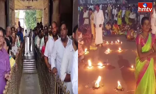 Huge Devotees Rush At Srisailam Temple