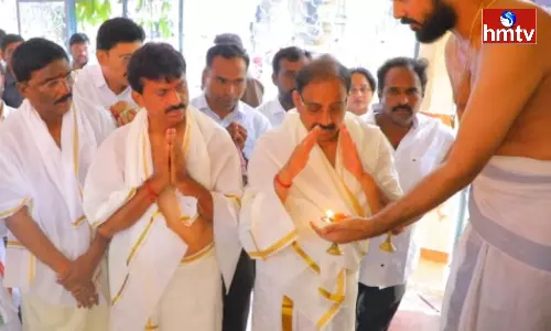 Former Minister Tummala And Ponguleti Srinivasa Reddy Visited Bhadrachalam Sri Sita Ramula Temple Former Minister Tummala And Ponguleti Srinivasa Reddy Visited Bhadrachalam Sri Sita Ramula Temple