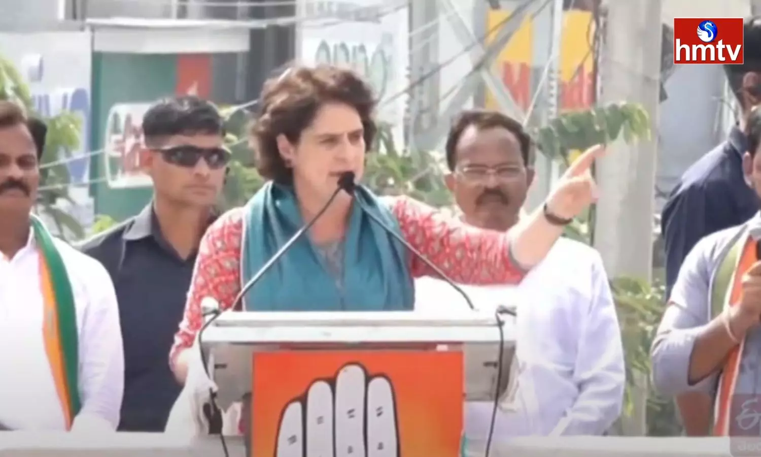 Priyanka Gandhi Comments On KCR