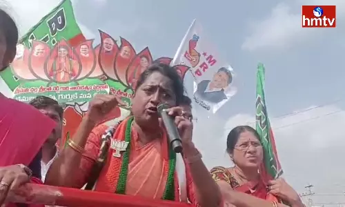 Srilatha Reddy Comments On Congress And BRS Srilatha Reddy Comments On Congress And BRS