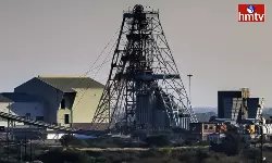 Elevator drops 650 feet at a platinum mine killing 11 workers and injuring 75