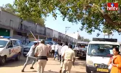 Clash Between BRS and Congress in Jangaon Polling Station