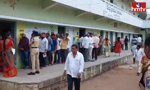 Voters Not Allowed to Carry Cell Phones to Polling Booths