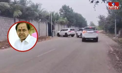 Former CM KCR In Erravalli Farmhouse