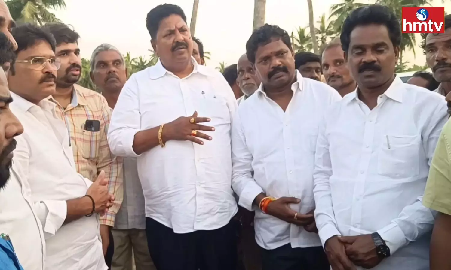 Minister Karumuri visited the Typhoon Affected Areas