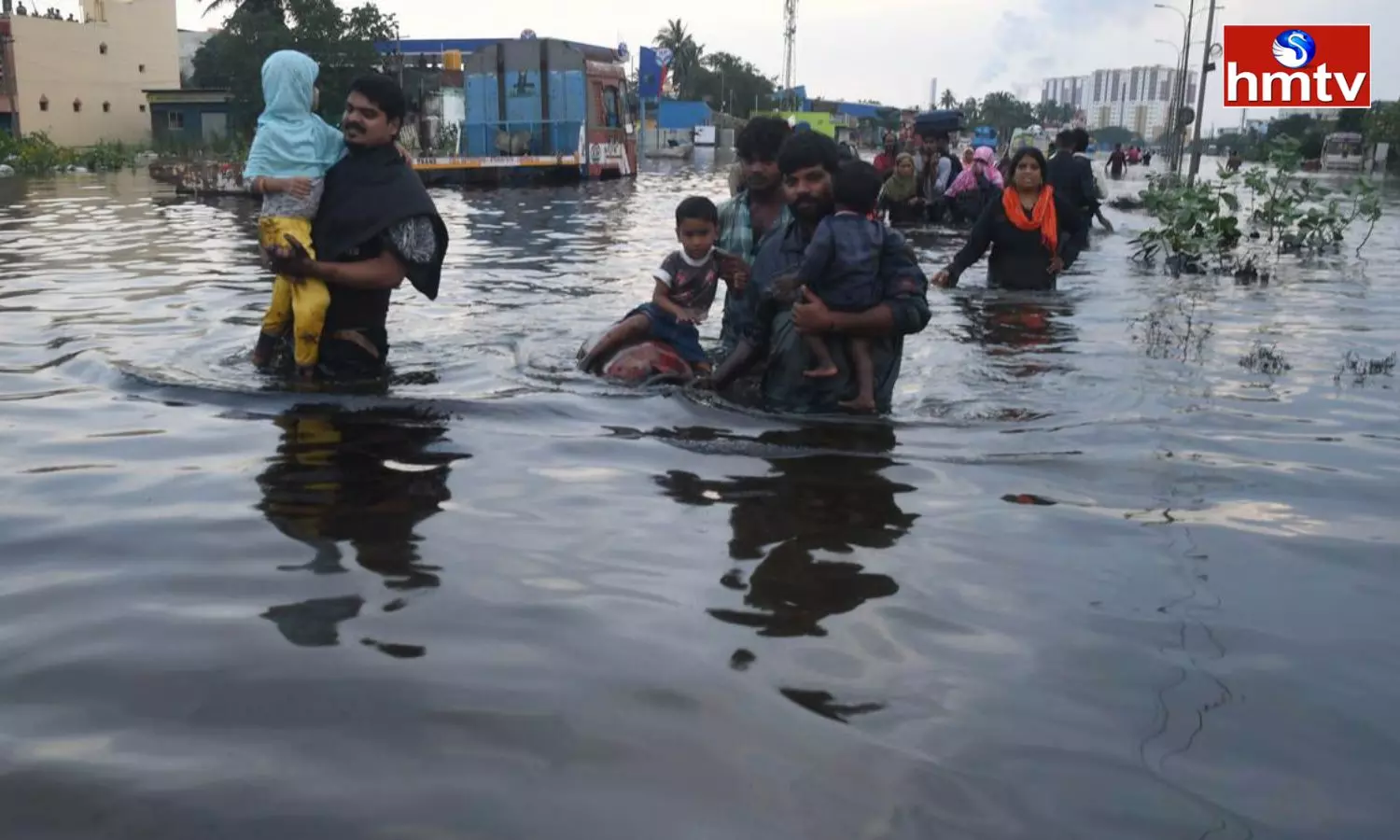 Tamil Nadu schools Declared Holiday Today due to Heavy Rains