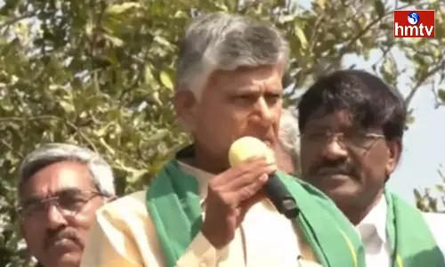 Chandrababu Visit To Flood Affected Areas 2