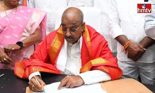 Thummala Assumed Office As Agriculture Minister