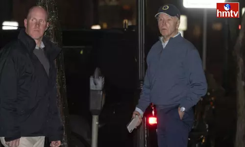 Car Collides President Joe Biden Convoy in US Car Collides President Joe Biden Convoy in US