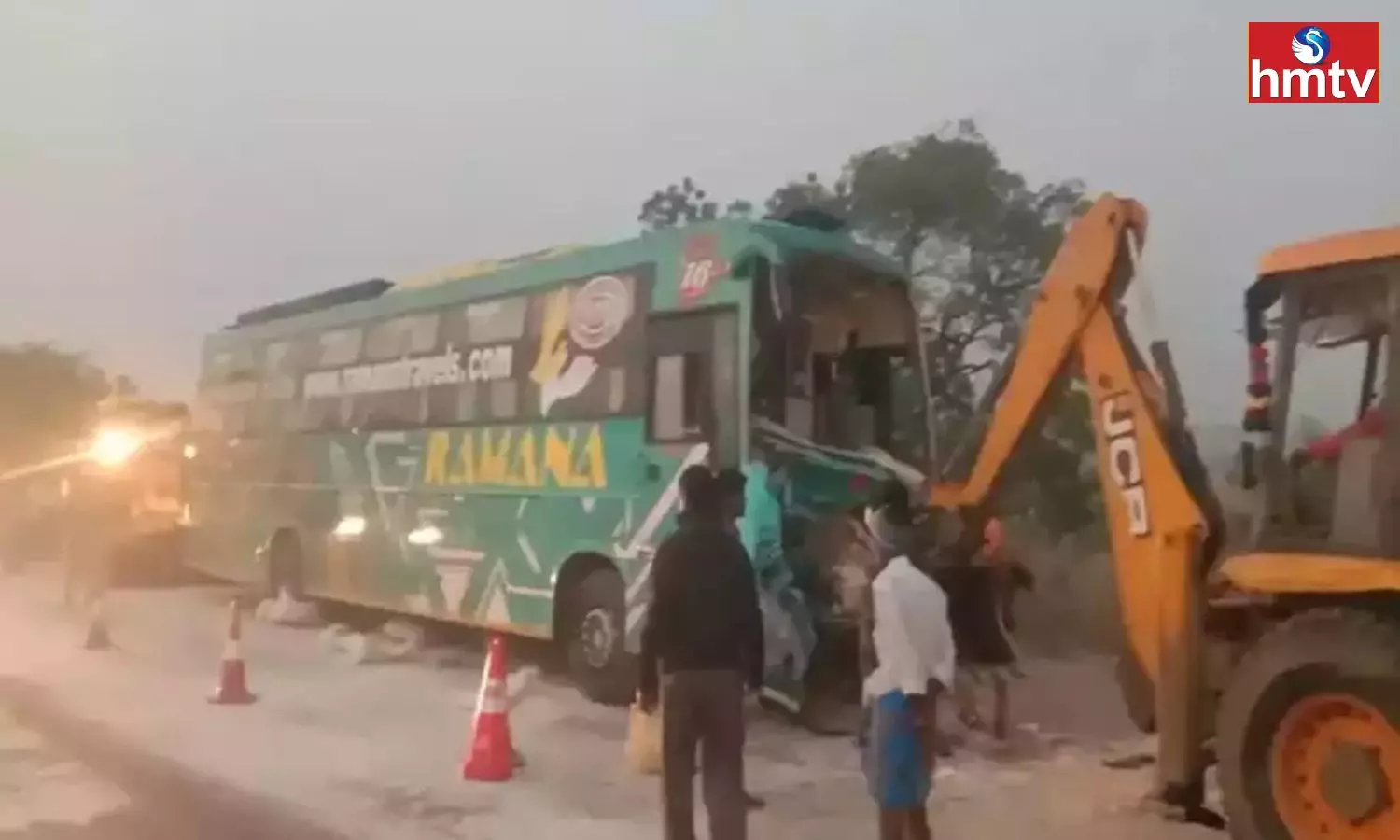 Four Killed In Road Accident Near Garladinne Anantapur District Four Killed In Road Accident Near Garladinne Anantapur District