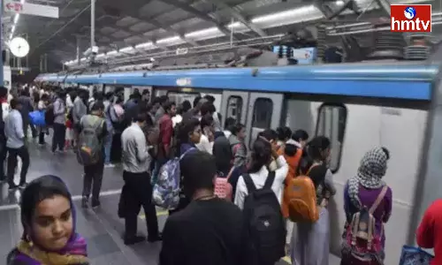 City Dwellers Prefer To Travel By Hyderabad Metro City Dwellers Prefer To Travel By Hyderabad Metro