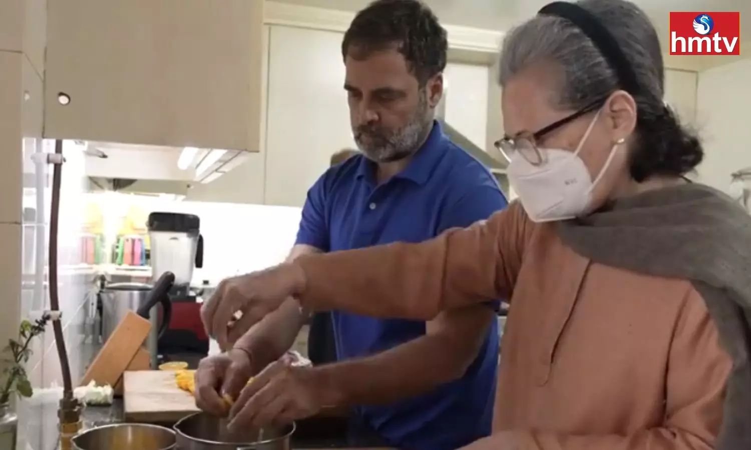 Rahul Gandhi Special Cooking For His Mother Sonia On New Year Special