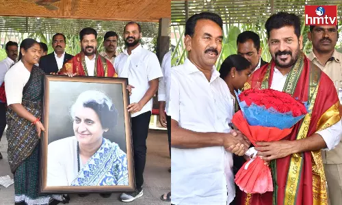 Jupally Krishna Rao And Seethakka Both Met and said Happy New Year To Revanth Reddy