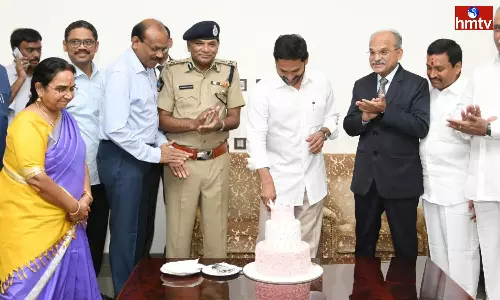 New Year Celebrations at Tadepalli CM Jagan Residence New Year Celebrations at Tadepalli CM Jagan Residence