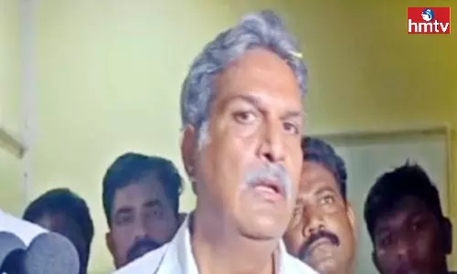 Kesineni Nani Comments on Kesineni Chinni