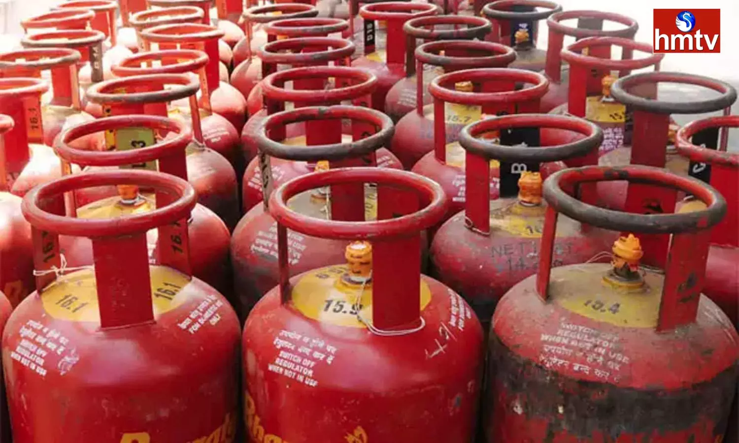 Gas Cylinder: సామాన్యులకు ఒకటో తారీఖు షాక్..పెరిగిన గ్యాస్ సిలిండర్ ధర