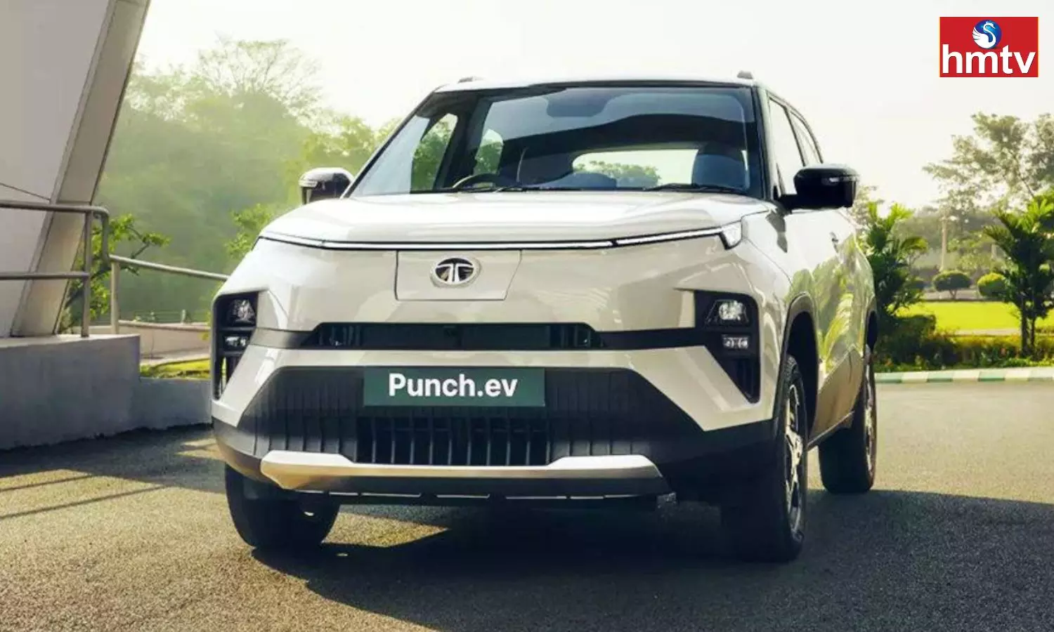 Tata Punch EV With 7 New Features That Are Missing In Punch Petrol Version Check Here