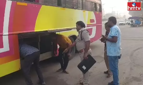 RTA Checks at LB Nagar Chintalakunta RTA Checks at LB Nagar Chintalakunta