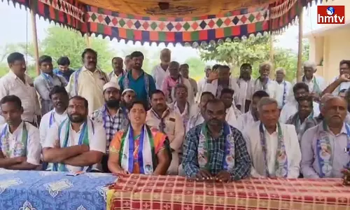 Protest Against Ambati Rambabu In His Party
