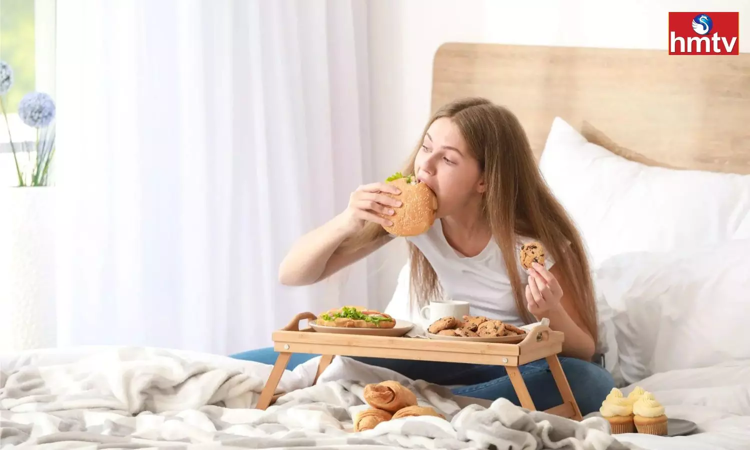 According To Astrology One Should Not Eat Food While Sitting On The Bed There Will Be Negative Effects