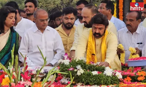 Balakrishna Paid Tribute SR NTR at NTR Ghat