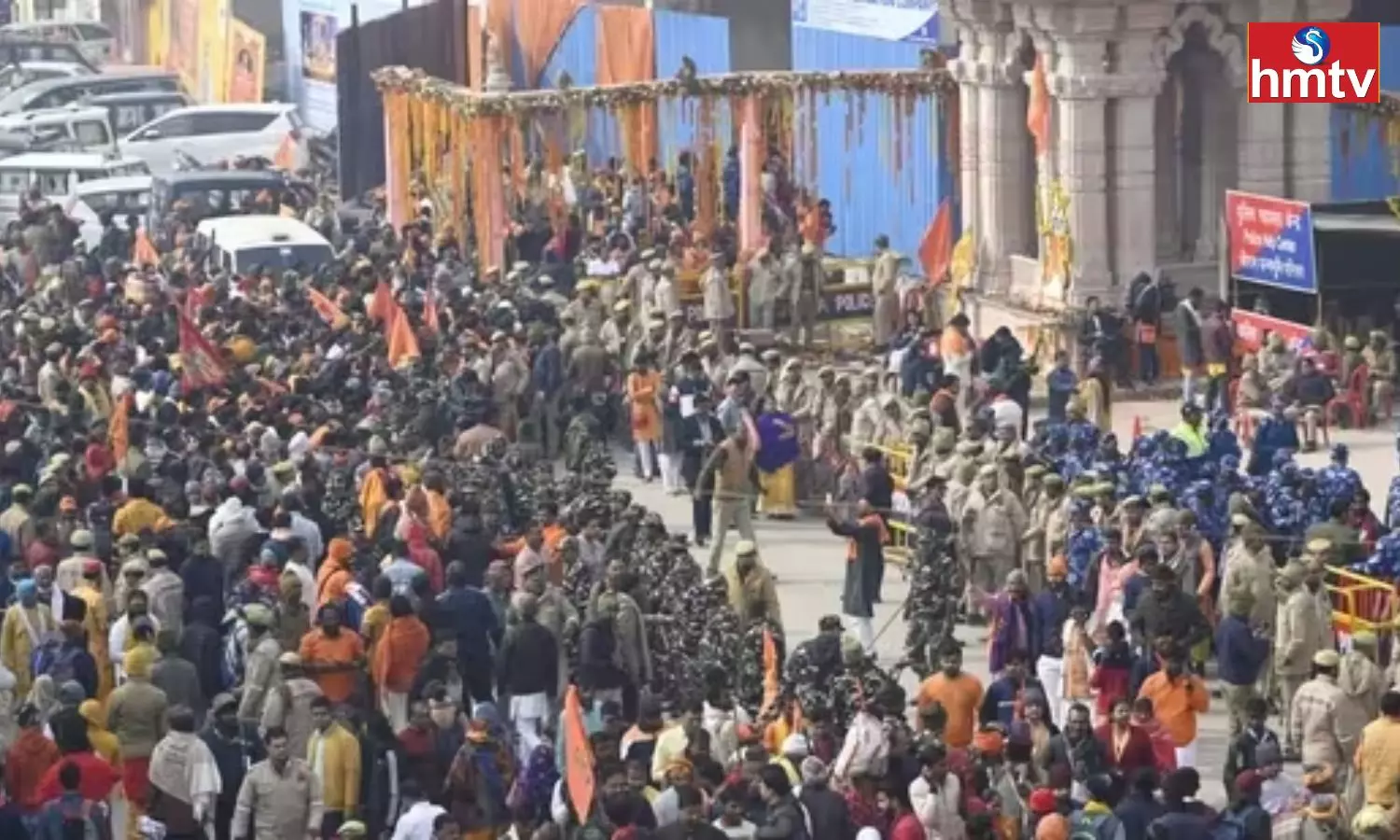 Devotees break barricades as they try to enter Ram Temple In Ayodhya