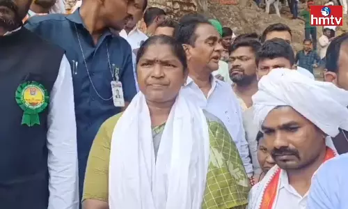 Jangubai Is The Idol Of The Tribals Says Seethakka