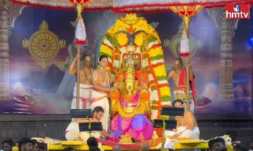 Pournami Garuda Seva in Tirumala Pournami Garuda Seva in Tirumala