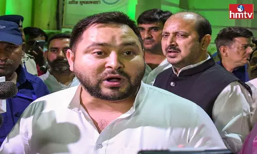 Tejashwi Yadav reaches ED office in Patna