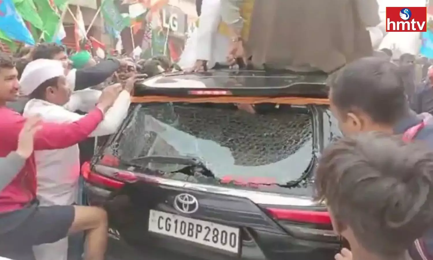Rahul Gandhi Attacked In West Bengal Bricks Thrown At His Car During Bharat Jodo Nyay Yatra
