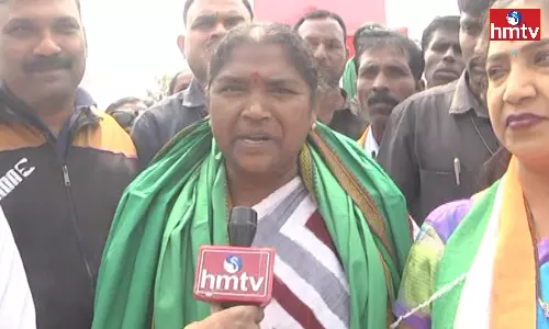 Seethakka Said That She Will Work Hard To Make The First Meeting Of CM Revanth Reddy A Success Seethakka Said That She Will Work Hard To Make The First Meeting Of CM Revanth Reddy A Success