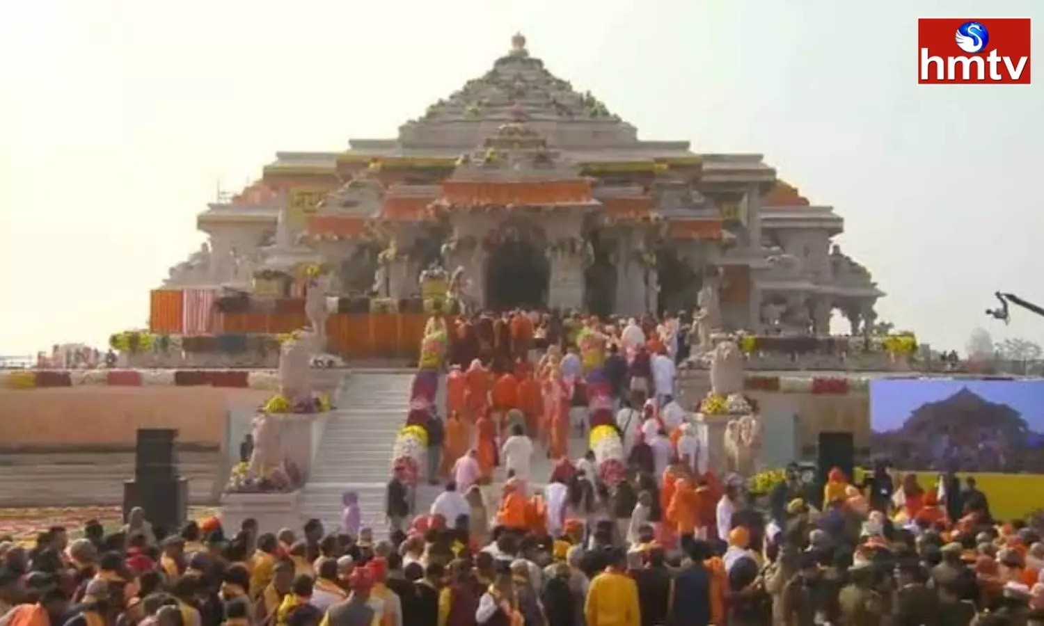Huge Devotees at Ayodhya Ram Mandir