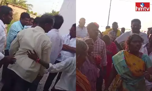 Fighting Between TDP And YSRCP Leaders Guntur Fighting Between TDP And YSRCP Leaders Guntur