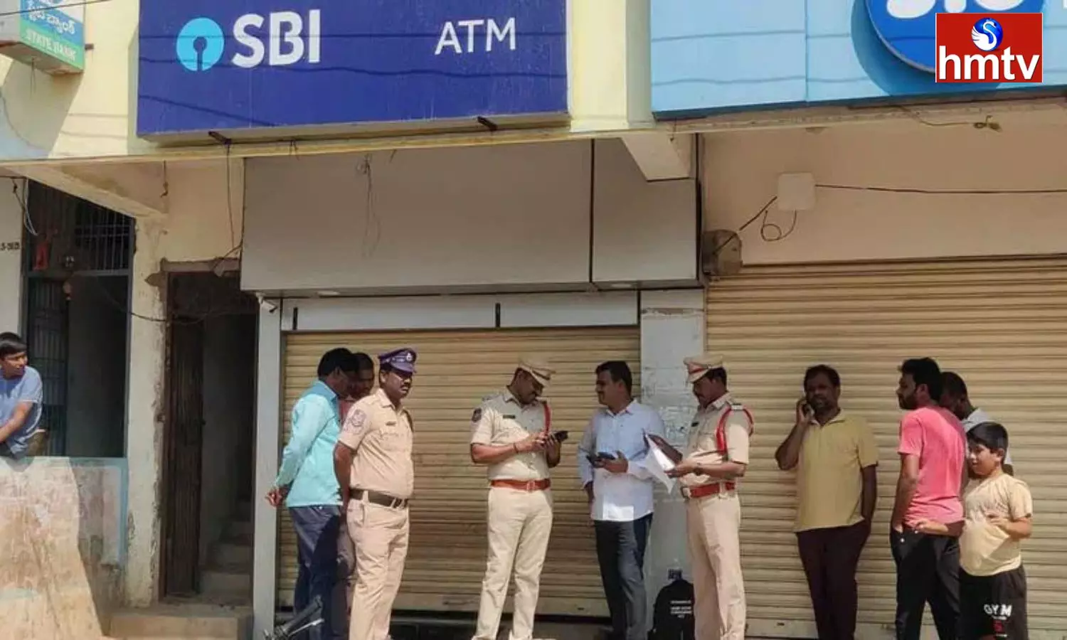 Thieves Stole Rs 29 Lakh From SBI Atm In Bayyaram