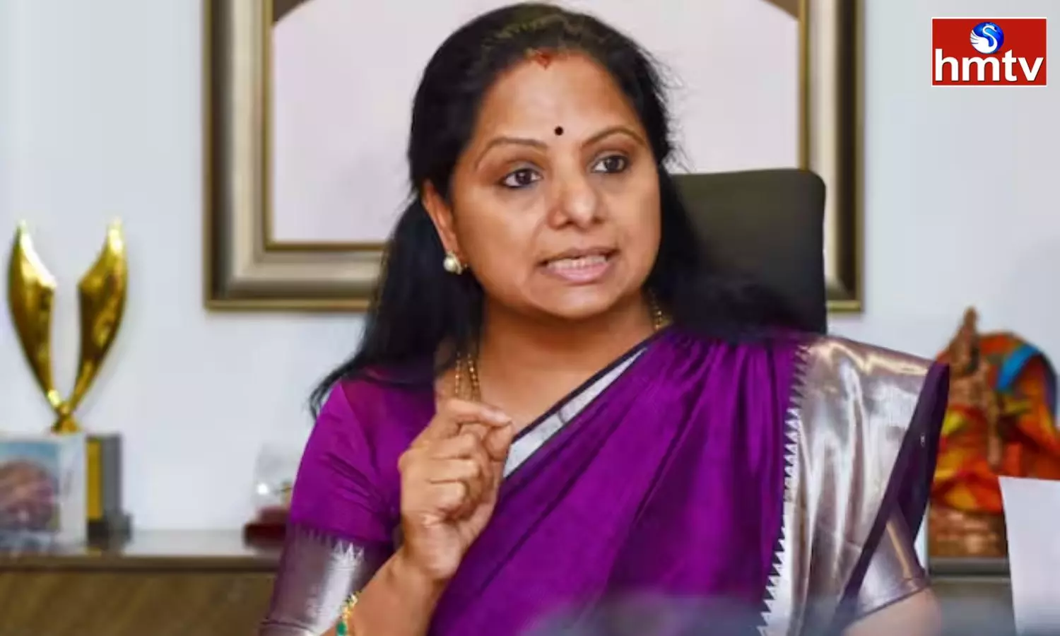 Kavitha Tweet Questioning the Government on Group-1