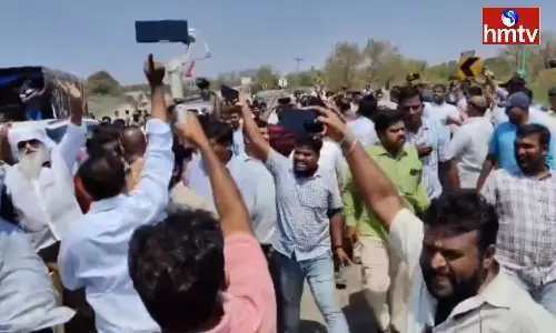 An Argument Between TDP And YCP Ranks At The Drinking Water Pipeline In Anantapur