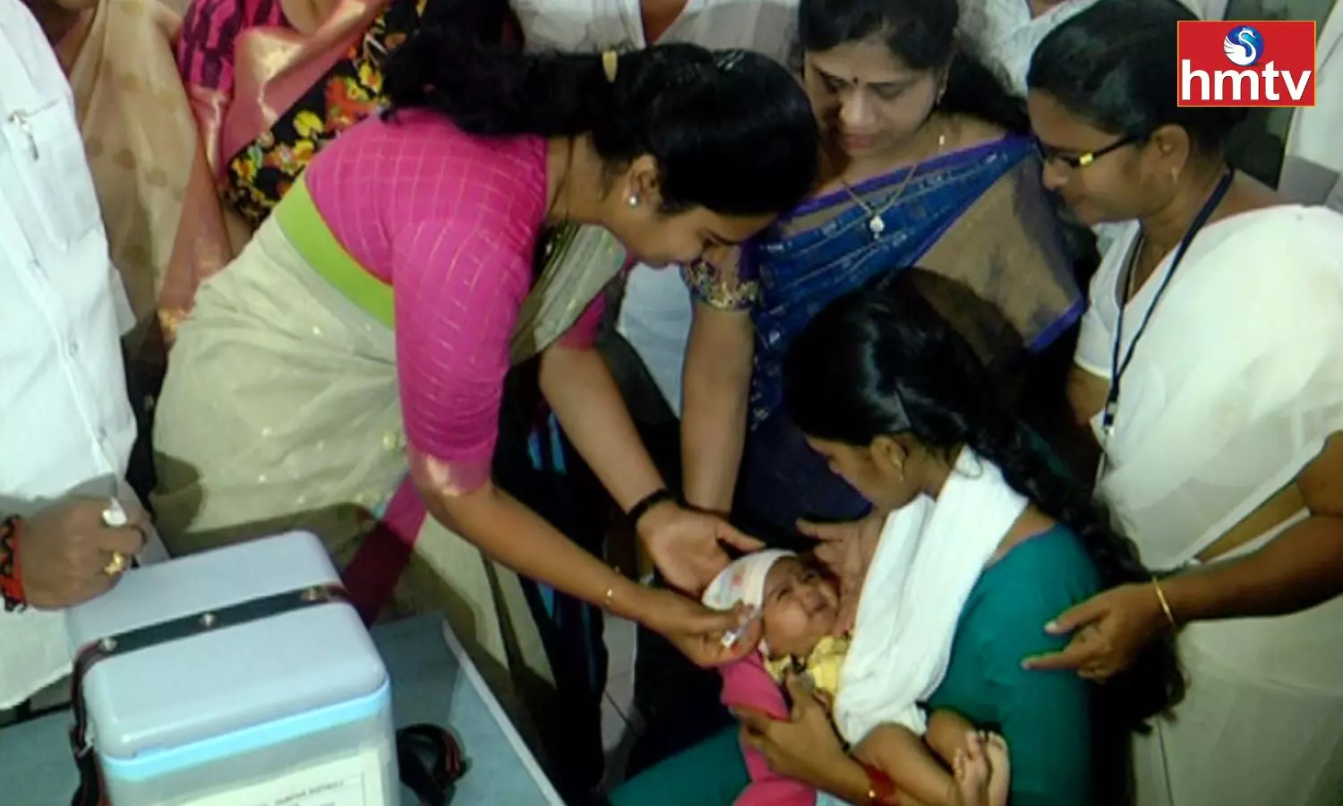 Minister Vidadala Rajini Administer Polio Drops To Children On Srinivasa Raopeta Guntur