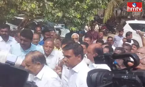 YCP Leaders To Mudragada House YCP Leaders To Mudragada House