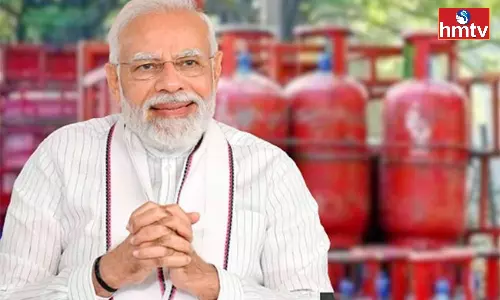 Womens Day gift center has reduced LPG cylinder price