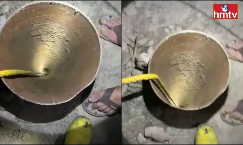 A child fell into a borewell in Delhi