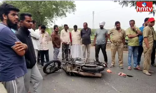 Road Accident in  Jagtial
