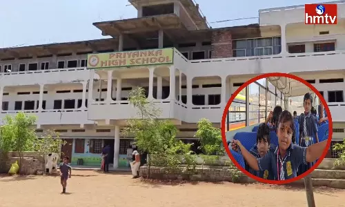 The Management Made The Students Sit In The School Bus Without Paying The Fee