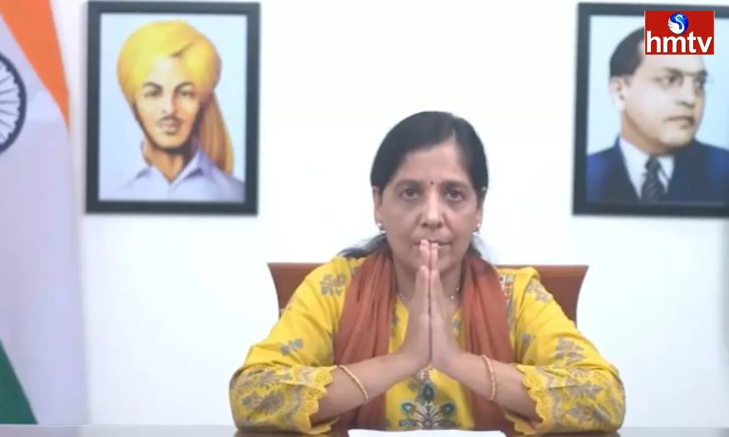 Arvind Kejriwal’s Wife Sunita Delivers Delhi CM’s Message From Prison