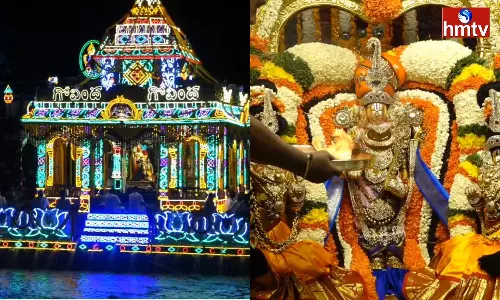 Lord Malayappa Swamy muses devotees on Dazzling flotilla at Tirumala Pushkarini Lord Malayappa Swamy muses devotees on Dazzling flotilla at Tirumala Pushkarini