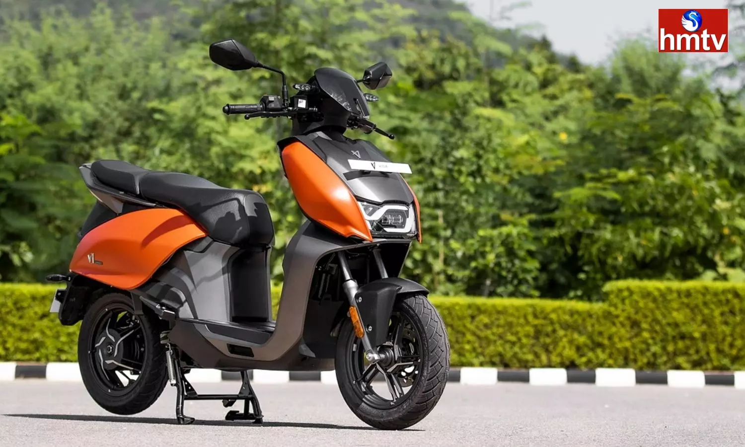 Hero Vida v1 electric scooter comes with 165kmpl check Price features Range specifications