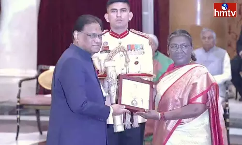 President Droupadi Murmu Presents Bharat Ratna Awards President Droupadi Murmu Presents Bharat Ratna Awards
