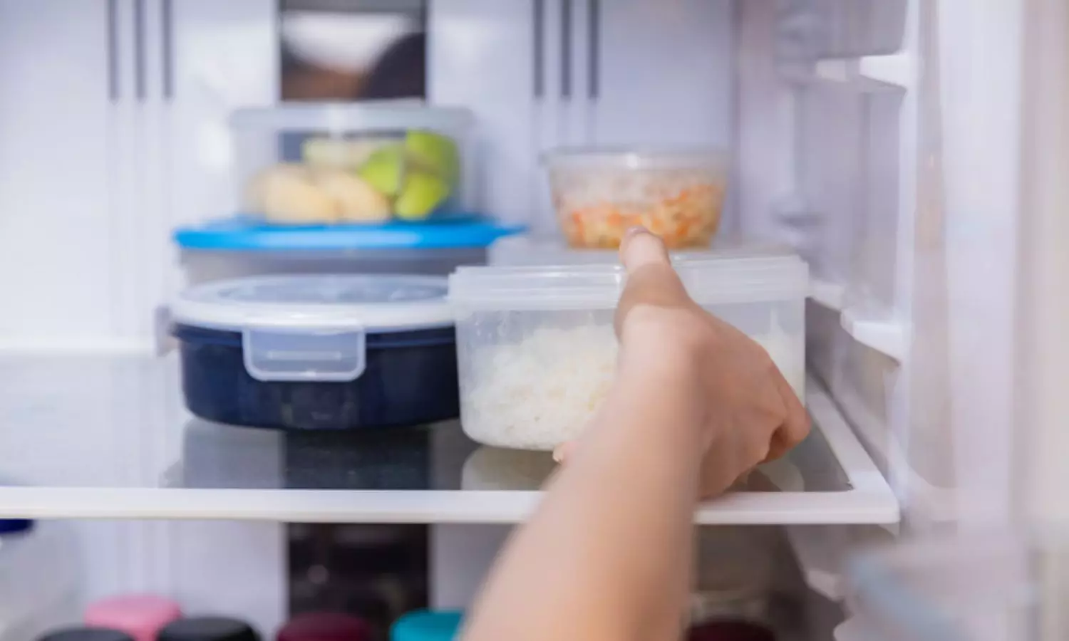 Are you Eating Leftover Food at Night Even if you Put it in the Fridge it will cause Food Poisoning