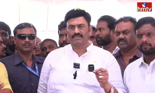 Raghu Rama Krishna Raju Meet Pawan kalyan In Pithapuram Raghu Rama Krishna Raju Meet Pawan kalyan In Pithapuram