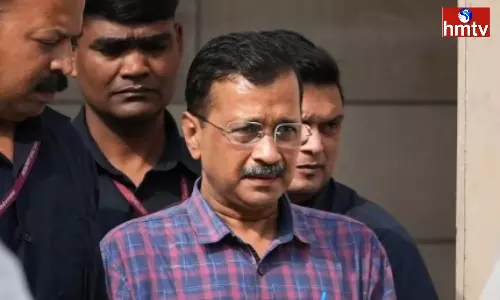 Kejriwal filed a petition in the Supreme Court challenging his arrest Kejriwal filed a petition in the Supreme Court challenging his arrest
